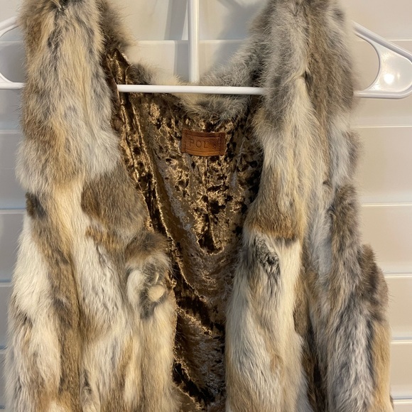 Cropped Rabbit Fur Vest - Picture 3 of 5